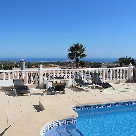 Holiday home Awesome In Tosal With Jacuzzi